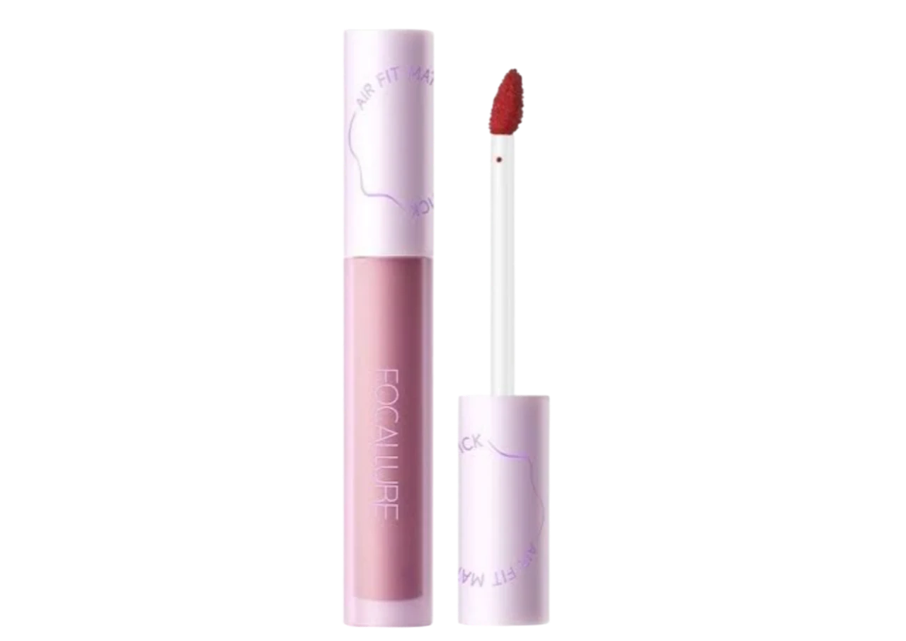 Tampilan produk lipstik Focallure Matte Lipstick yang terjangkau dan populer