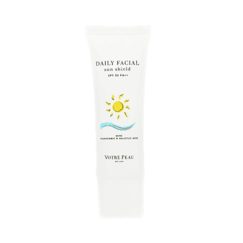Rekomendasi sunscreen untuk kulit wajah berjerawat dari Votre Peau Skin Care Daily Facial Sun Shield SPF 50 PA++